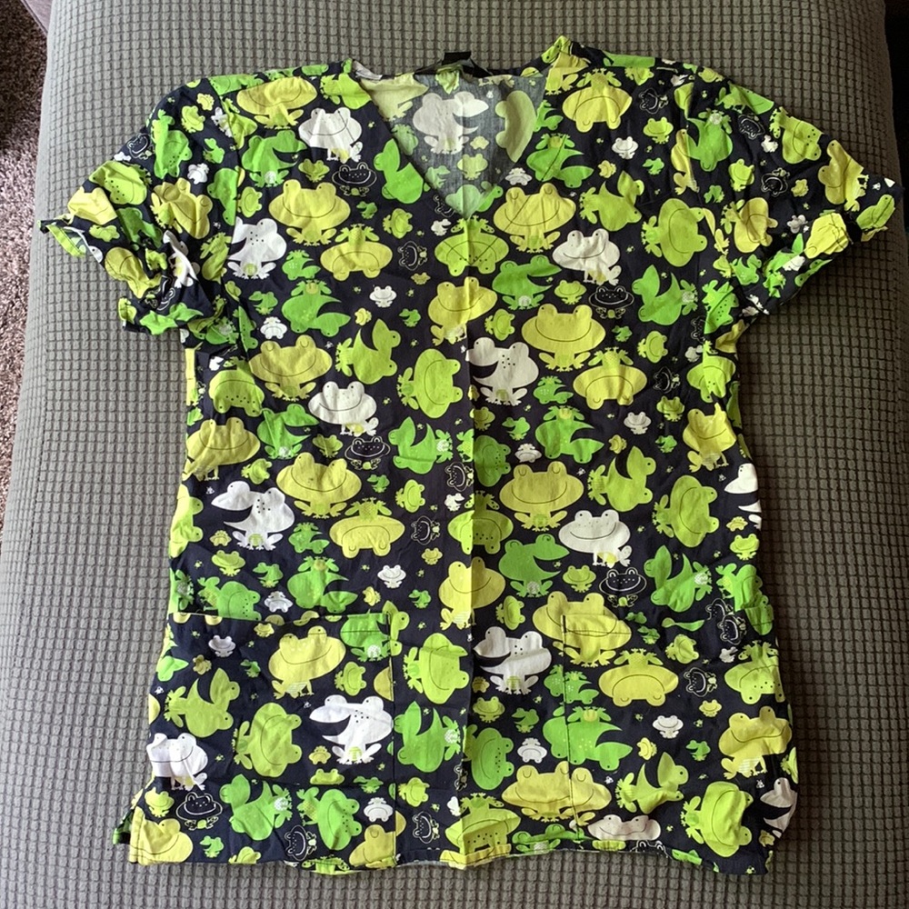 Frog scrub top